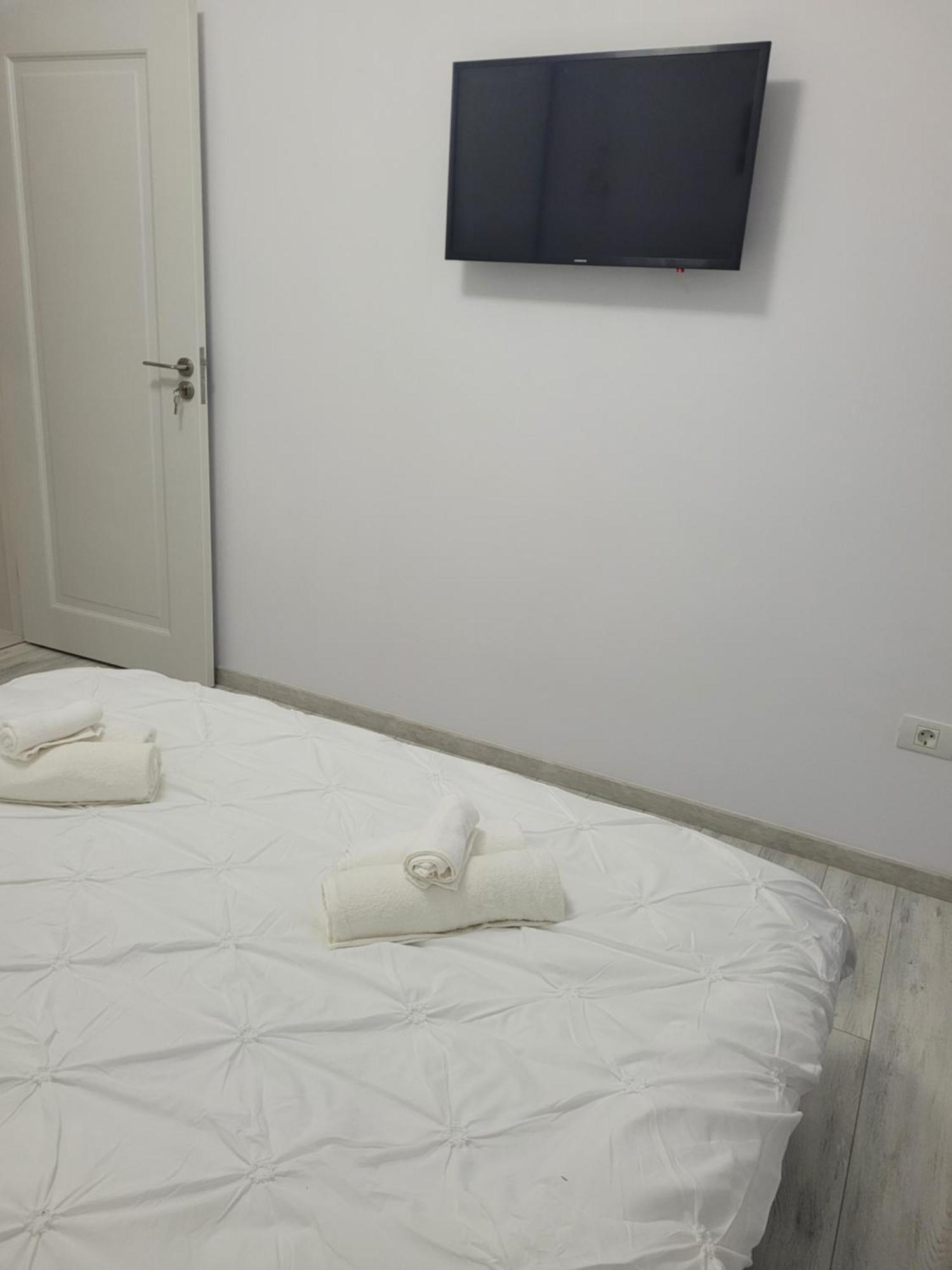 Gold Tag Apartament ティミショアラ エクステリア 写真